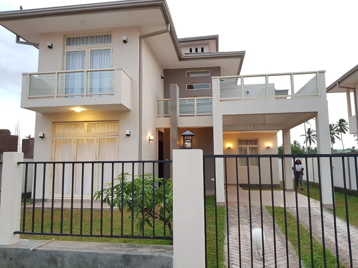 No 26 Odiliya Residencies Villa Negombo